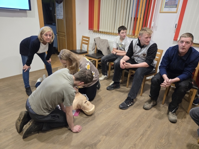 Defibrillator Schulung 11022025